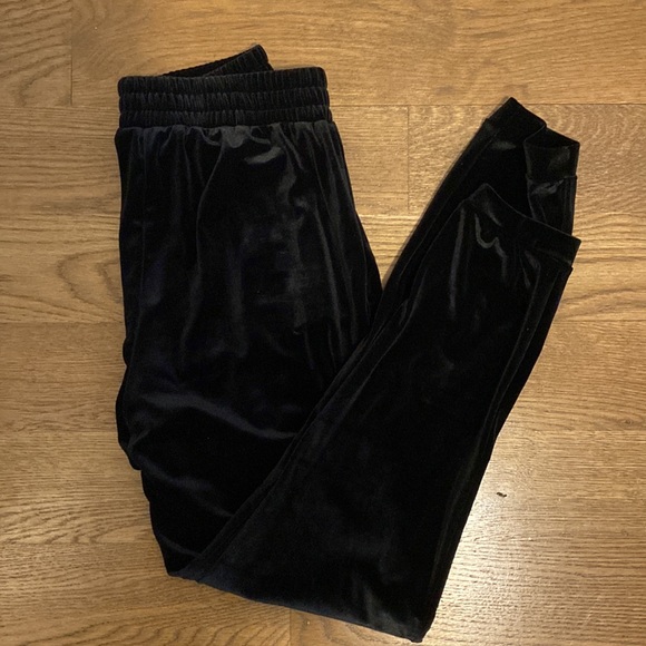 Velvet Joggers - Picture 3 of 3